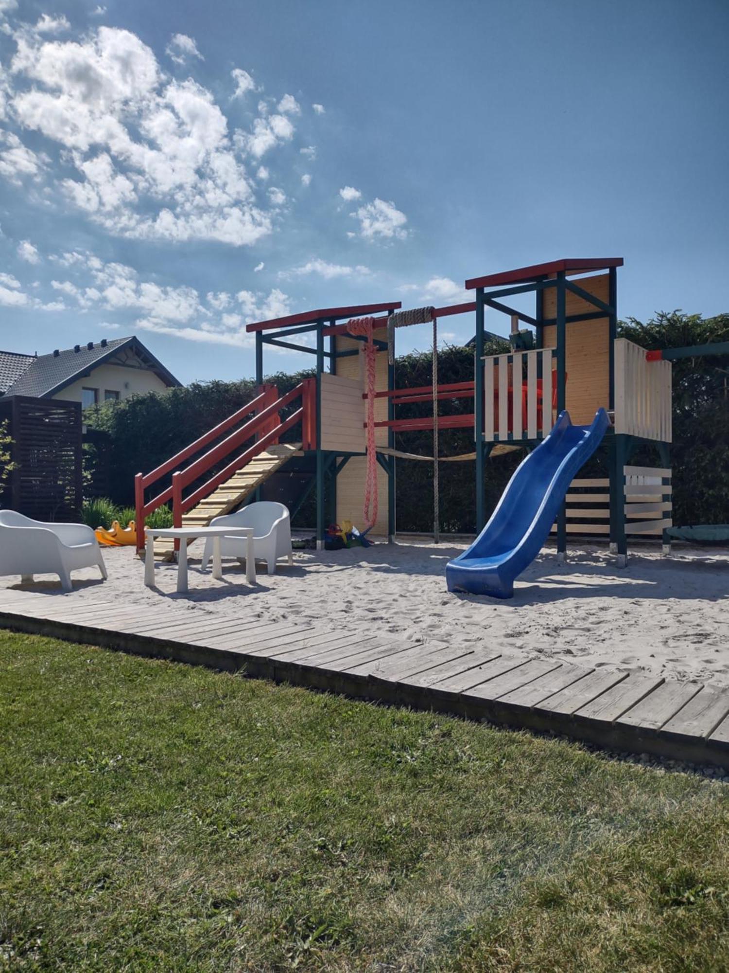 Villa Cork Dębki Exterior foto